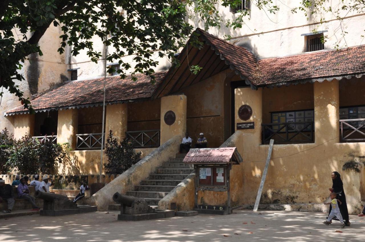 فندق Mangrove House لامو المظهر الخارجي الصورة